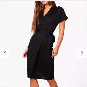 NWT boohoo petite Obie tie wrap midi dress khaki US10